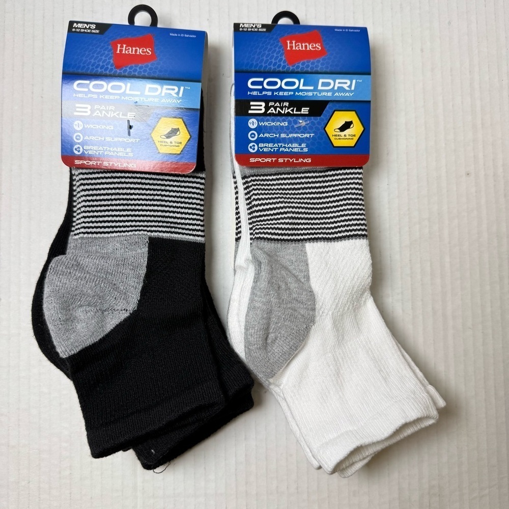 2 Hanes Cool DRI Men's Ankle Socks with Ventilation, 3-Pairs each Black & White